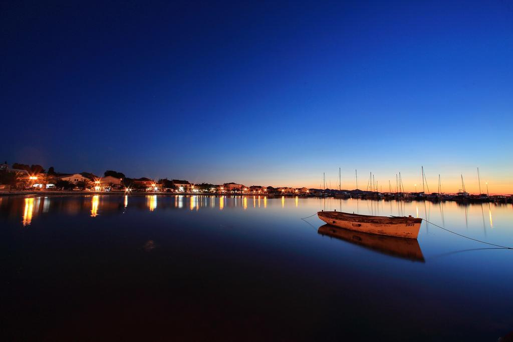 Luxury Apartments Sikiric With Fantastic View On The Sea Bibinje Exteriér fotografie