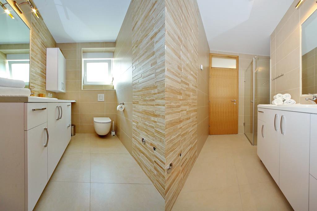 Luxury Apartments Sikiric With Fantastic View On The Sea Bibinje Exteriér fotografie