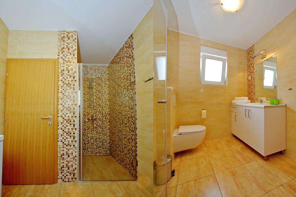 Luxury Apartments Sikiric With Fantastic View On The Sea Bibinje Exteriér fotografie