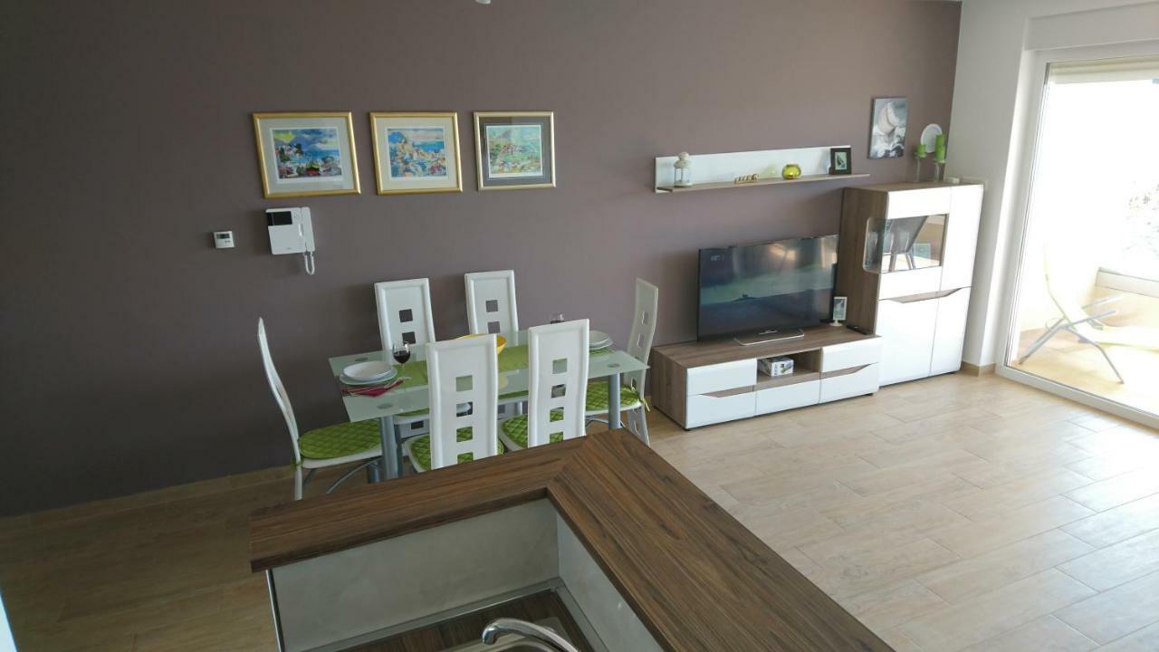 Luxury Apartments Sikiric With Fantastic View On The Sea Bibinje Exteriér fotografie