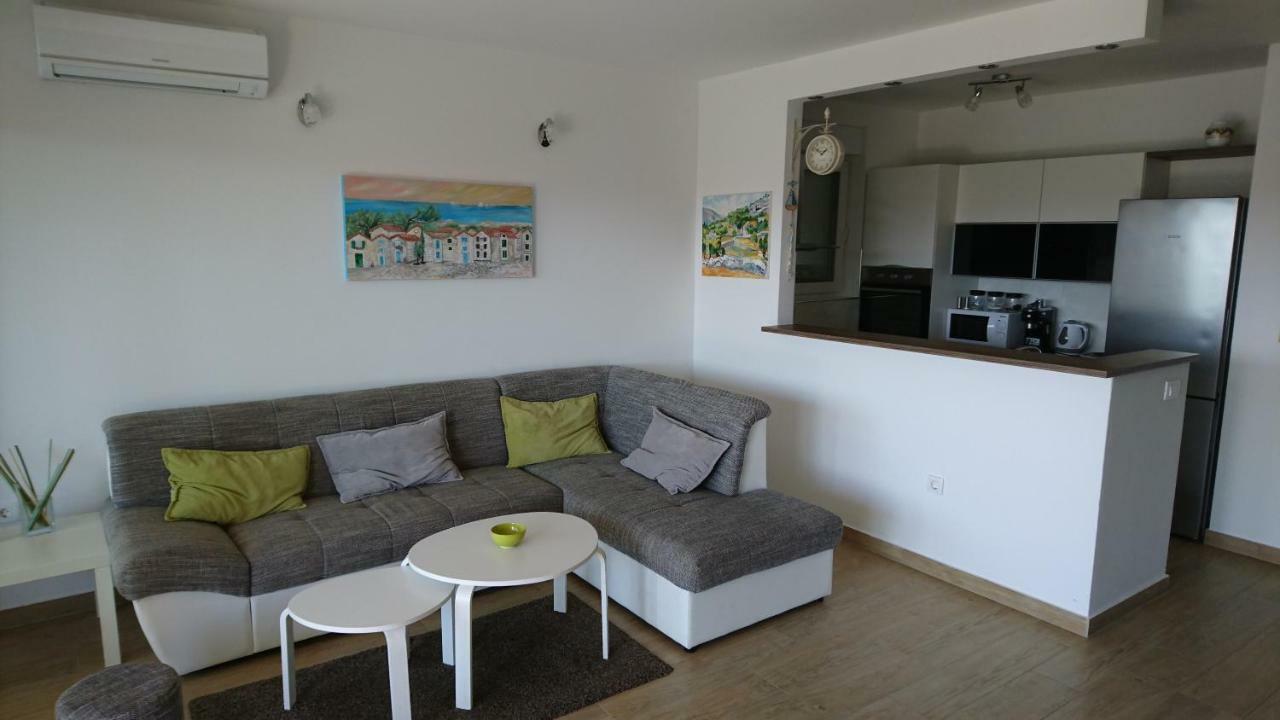 Luxury Apartments Sikiric With Fantastic View On The Sea Bibinje Exteriér fotografie